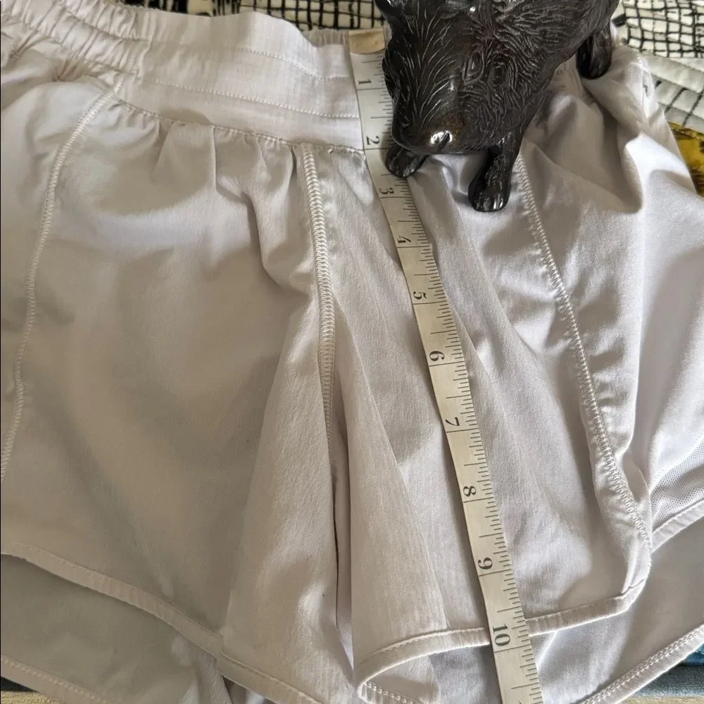 lululemon athletica Hotty Hot Gray Shorts sz 4
